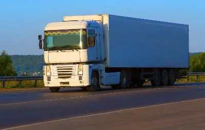 İzmir ile Araklı Arası Öğrenci Eşyası Taşıma